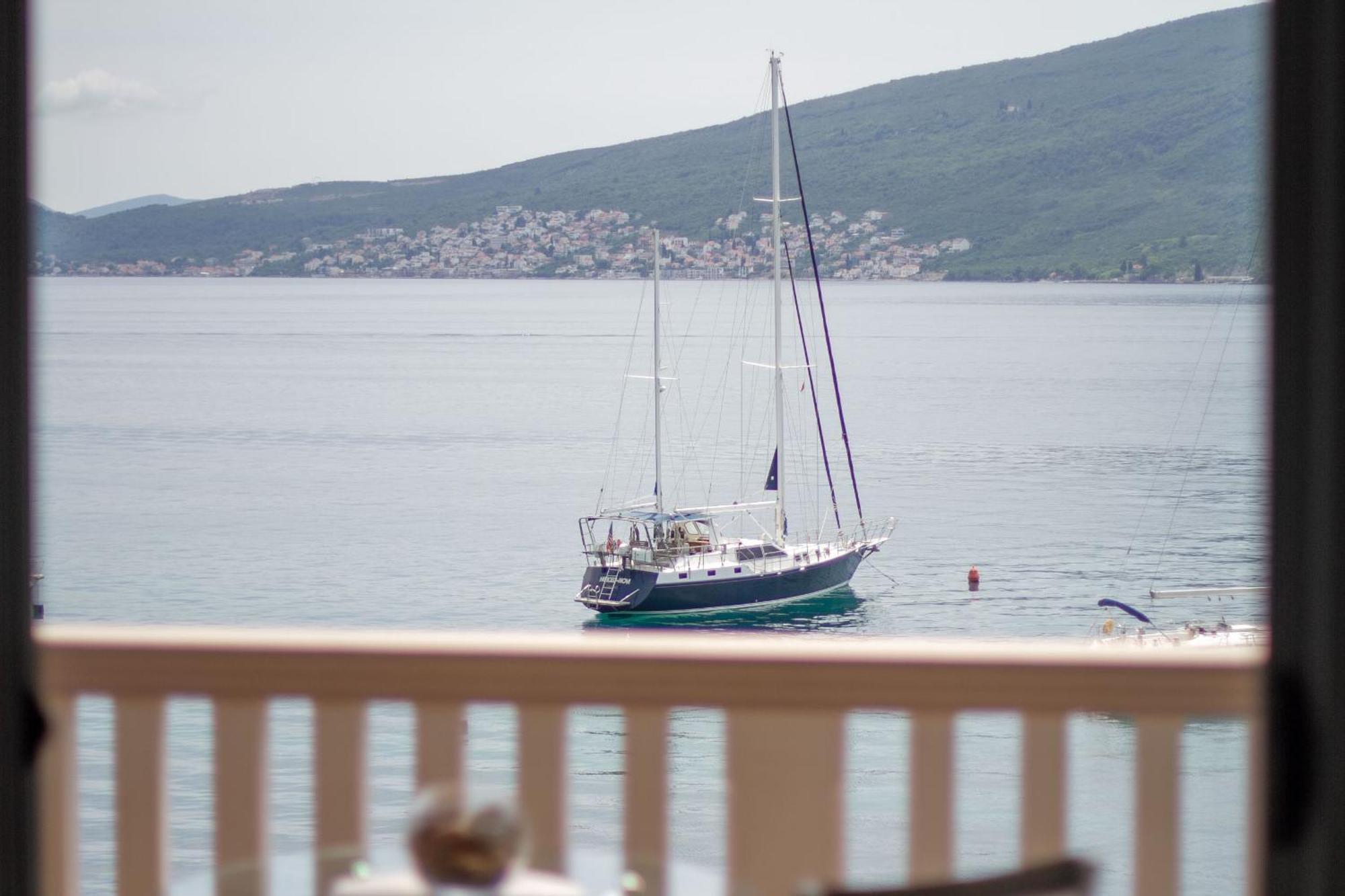 Vila Jadranka Apartments Herceg Novi Exterior photo